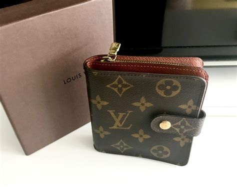 louis vuitton mini monogram wallet|Louis Vuitton bifold wallet.